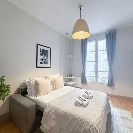 Apartment Parisian Retreat Champs-elysees Area *