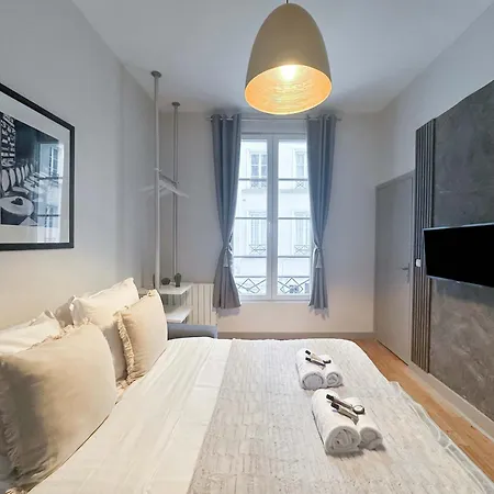 Champs Elysees - Prestige For 4 Apartment Paris